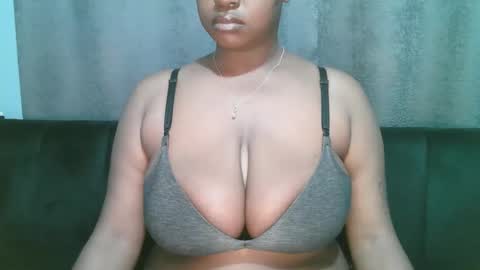 lady_dearra online show from March 25, 2026, 2:50 am