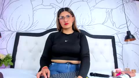 LADY  online show from February 18, 2026, 2:07 am