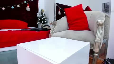 Lady godss online show from December 20, 2024, 11:37 pm