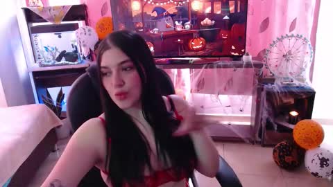 Lady Kaisa online show from October 6, 2025, 5:43 pm
