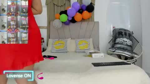 Snapshot of lady_miss___ chatting on October 26, 2025, 1:50 pm lady_miss___ online show from October 26, 2025, 1:50 pm