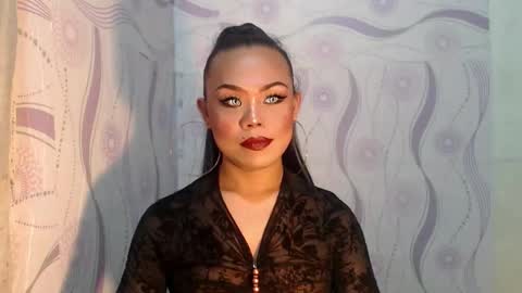 lady_shane26 online show from May 10, 2026, 11:26 am