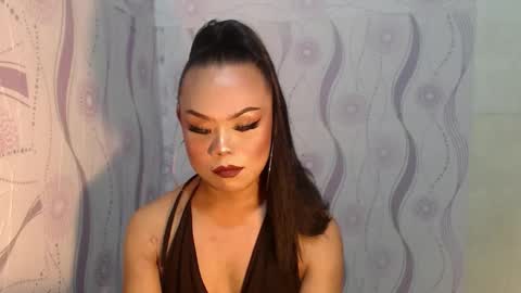 lady_shane26 online show from May 14, 2026, 1:18 pm