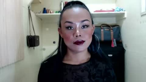 lady_shane26 online show from June 26, 2026, 2:43 pm