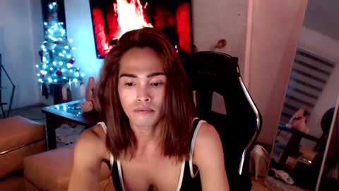 M MMY online show from December 9, 2024, 9:26 pm