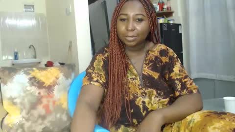 Maya online show from December 2, 2025, 1:11 am