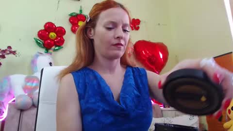 Snapshot of ladybigsmile chatting on February 20, 2025, 10:16 am Sima Ladybigsmile online show from February 20, 2025, 10:16 am