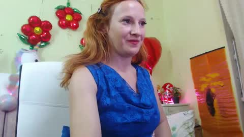 Snapshot of ladybigsmile chatting on February 20, 2025, 4:57 pm Sima Ladybigsmile online show from February 20, 2025, 4:57 pm