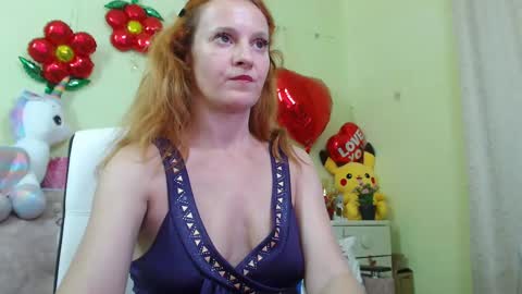 Snapshot of ladybigsmile chatting on March 5, 2025, 4:13 am Sima Ladybigsmile online show from March 5, 2025, 4:13 am