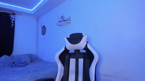  Lady  online show from December 22, 2024, 4:39 am