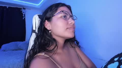  Lady  online show from December 26, 2024, 6:52 am