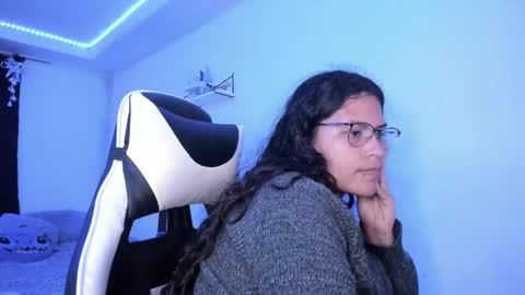  Lady  online show from December 28, 2024, 7:55 am