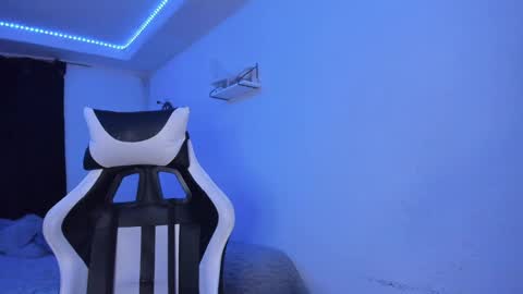  Lady  online show from February 12, 2025, 6:08 am