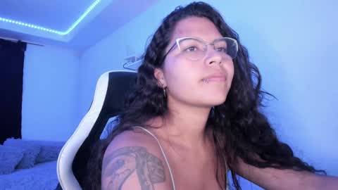  Lady  online show from March 7, 2025, 8:13 am