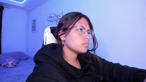  Lady  online show from January 16, 2026, 2:26 am