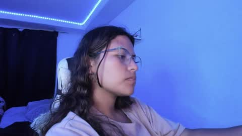  Lady  online show from March 27, 2026, 3:01 am