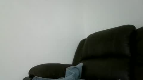 Stephanie online show from October 30, 2025, 2:07 pm