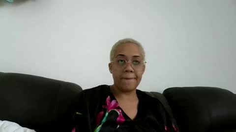Stephanie online show from July 25, 2026, 2:25 pm