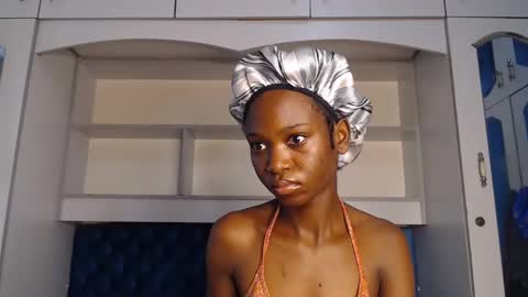 ladydiva69 online show from February 25, 2025, 4:46 am