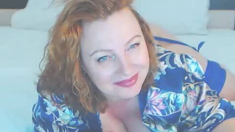 Snapshot of ladyelizabeth777 chatting on December 8, 2024, 8:51 am Beth online show from December 8, 2024, 8:51 am