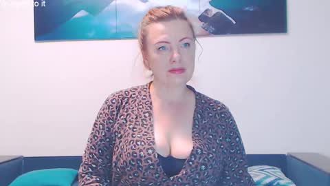 Snapshot of ladyelizabeth777 chatting on September 18, 2025, 7:32 am Beth online show from September 18, 2025, 7:32 am