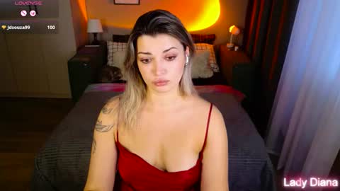 ladylancaster online show from November 13, 2025, 12:15 pm