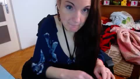 LadyLHoty online show from May 18, 2026, 3:40 pm