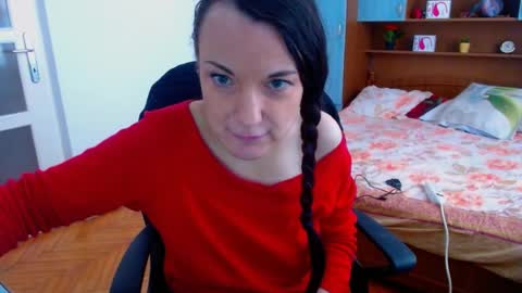 LadyLHoty online show from June 26, 2026, 8:52 am
