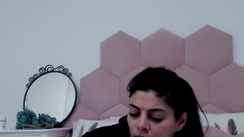 Lia online show from February 11, 2025, 4:22 am