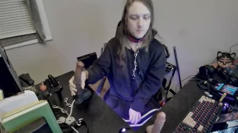 ladymeep online show from February 4, 2026, 11:16 am