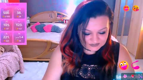 Snapshot of lagerthaa1 chatting on February 15, 2026, 7:32 pm Arielle online show from February 15, 2026, 7:32 pm