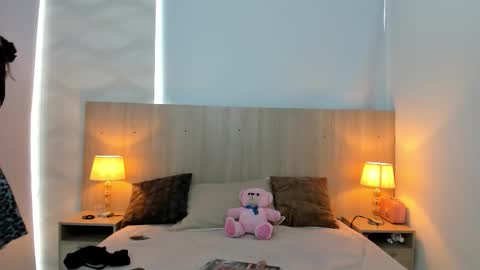 Laia Cruz online show from November 27, 2025, 7:27 pm