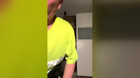 laichzeit1880 online show from April 10, 2026, 3:12 am