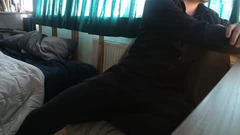 lailaiahr online show from March 17, 2026, 10:51 am