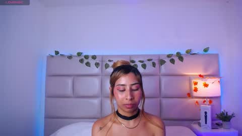 Laila Stilwills online show from November 9, 2025, 12:58 pm