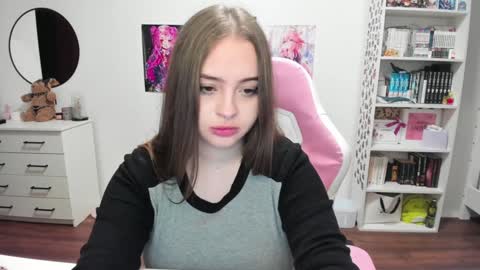 Kira online show from January 10, 2025, 1:21 am