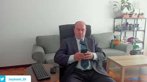 lajose52 online show from July 19, 2026, 1:04 pm