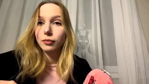 Mira online show from November 21, 2025, 12:37 pm