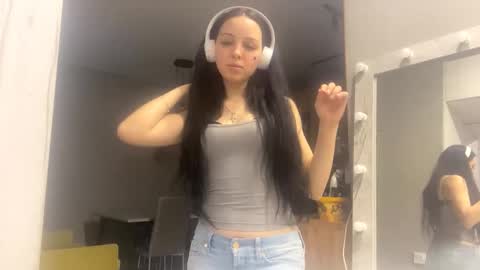 Emily online show from November 24, 2025, 11:10 am