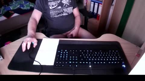 Leonidas online show from November 27, 2025, 3:36 pm