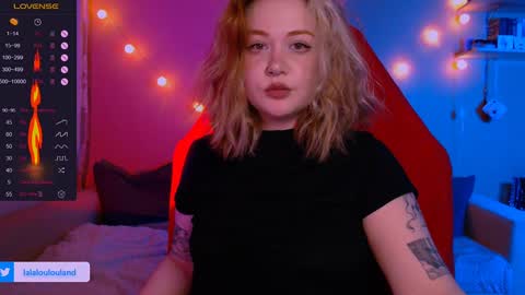 Snapshot of lala_loulou chatting on December 20, 2024, 9:06 pm Nicky online show from December 20, 2024, 9:06 pm