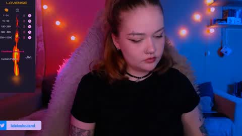 Snapshot of lala_loulou chatting on January 1, 2025, 9:41 pm Nicky online show from January 1, 2025, 9:41 pm