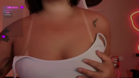 lalablack1_ online show from October 30, 2025, 12:23 am