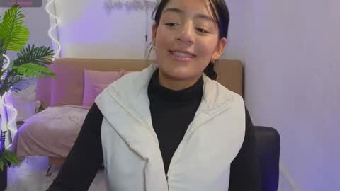 Lala  online show from October 18, 2025, 7:25 pm