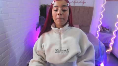 Lala  online show from November 8, 2025, 7:01 pm