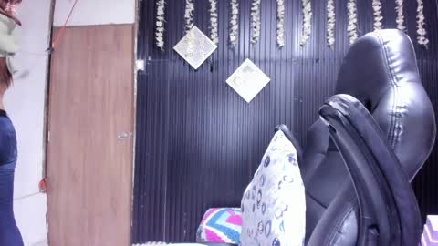 Snapshot of lalanaughty1 chatting on February 21, 2026, 12:17 pm Sofi online show from February 21, 2026, 12:17 pm