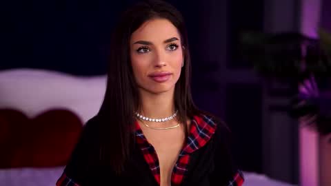 Lala online show from September 22, 2025, 7:05 pm