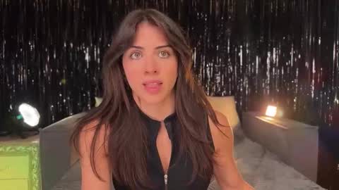 Ellina online show from November 12, 2025, 7:13 pm