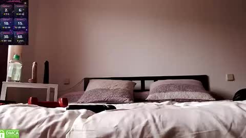 Lola online show from April 12, 2026, 2:44 pm