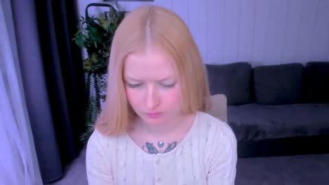 Snapshot of laly_peach chatting on January 29, 2025, 11:20 am Laly online show from January 29, 2025, 11:20 am